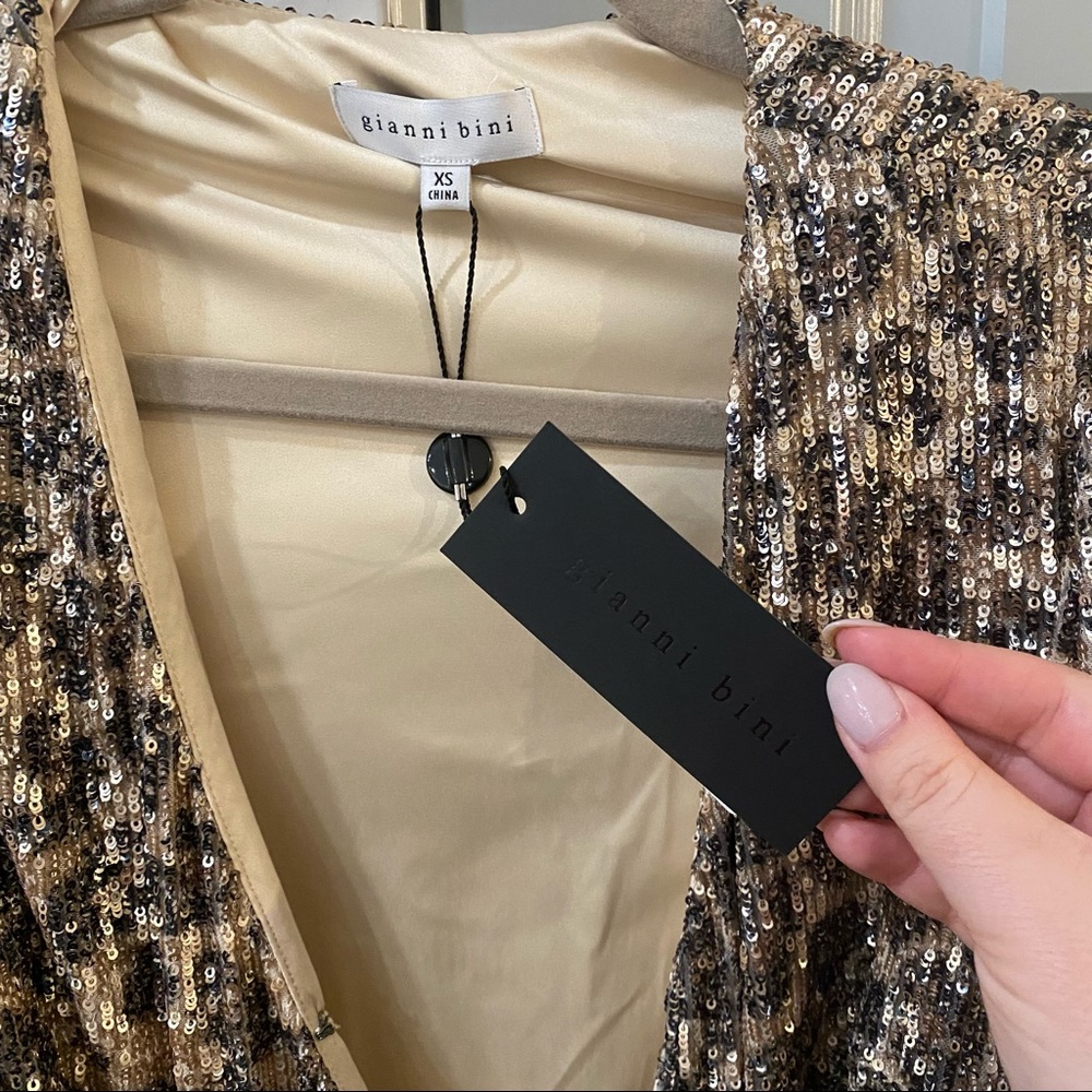 NWT Gianni Bini Leopard Sequin Wrap Dress - Picture 6 of 6